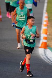 BIB: 0094, 500
                            <button type="button" onclick="openModal(10510974)" class="btn btn-primary btn-sm float-right btn-popup" data-toggle="modal" data-target=".modal-high-quality">
                        <i class="fas fa-shopping-cart"></i> Add to Cart
                    </button>
                                            <button type="button" onclick="isThisMe(10510974, true)" class="btn btn-success btn-sm float-right btn-popup btn-isme hidden" data-toggle="tooltip" data-placement="bottom" title="นี่คือรูปของคุณใช่ไหม คลิกที่นี่เพื่อเอาเข้าอัลบั้ม">
                        <i class="fas fa-plus"></i> Add to album
                    </button>
                    <button type="button" onclick="isThisMe(10510974, false)" class="btn btn-warning btn-sm float-right btn-popup btn-isnotme hidden">
                        <i class="fas fa-ban"></i> Remove from album
                    </button>